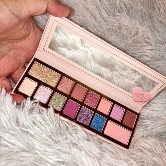 Too Faced - Eyeshadow Palette - Picture 3 of 13